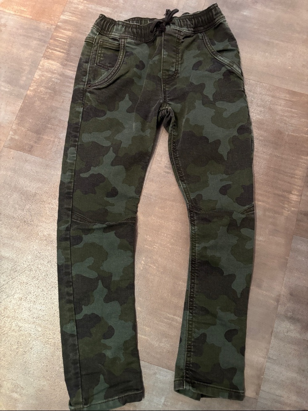 Cat & Jack Green Camo Kids Jogger Pants size 8